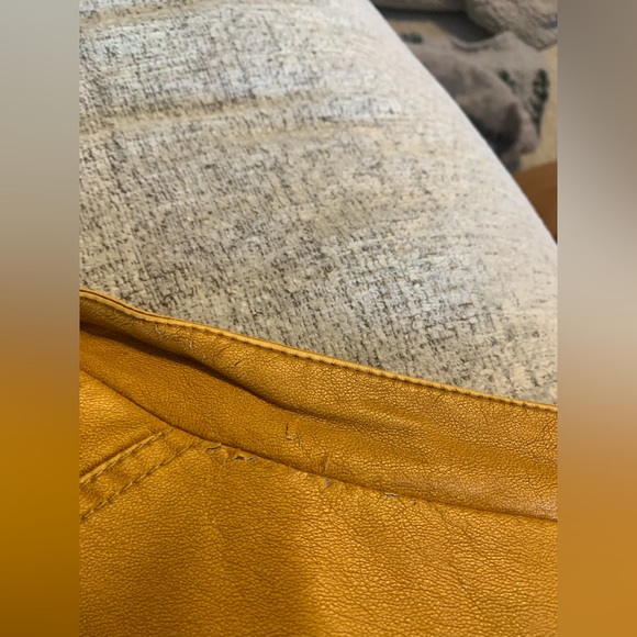 Wilson's Leather Jacket - Picture 6 of 6